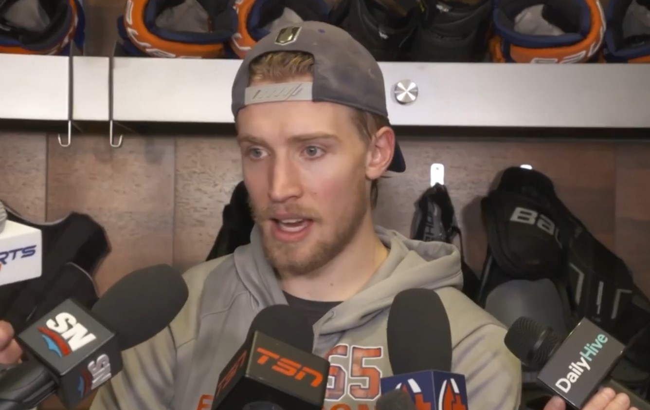 Holloway Draws Raves For His Playoff Performance CochraneNow holloway-draws-raves-for-his-playoff-performance-cochranenow